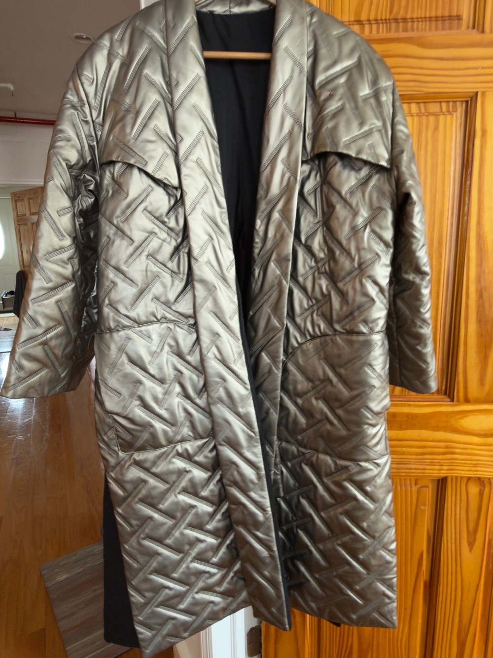 FESTIVAL READY Quilted Metallic Long Coat